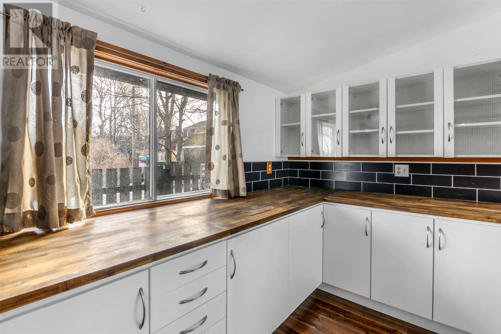 7 Appledore Place — photo 11