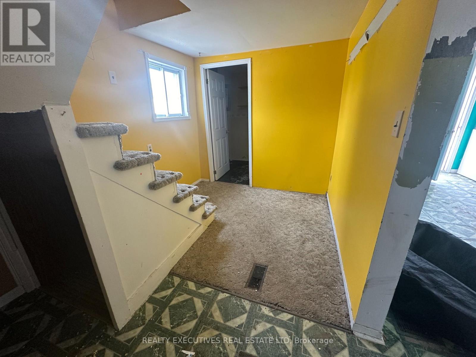 23 WHELAN STREET - 6