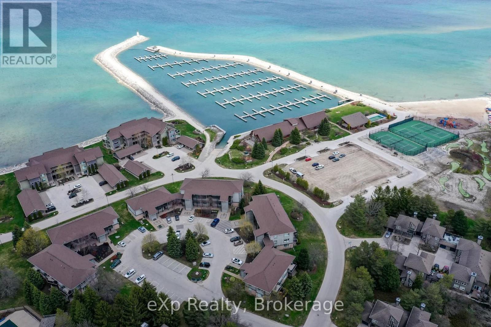 8 - 337 MARINERS WAY