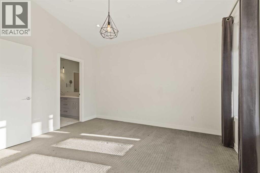 Single Family House for Sale in    Avenue NE Tuxedo Park Calgary 