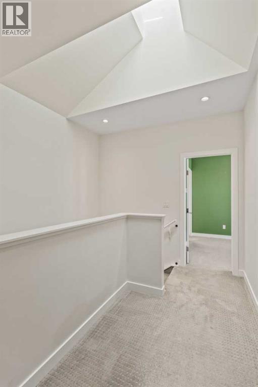 Single Family House for Sale in    Avenue NE Tuxedo Park Calgary 