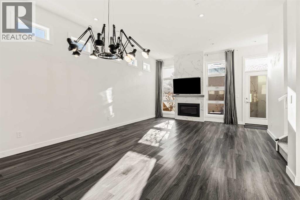 Single Family House for Sale in    Avenue NE Tuxedo Park Calgary 