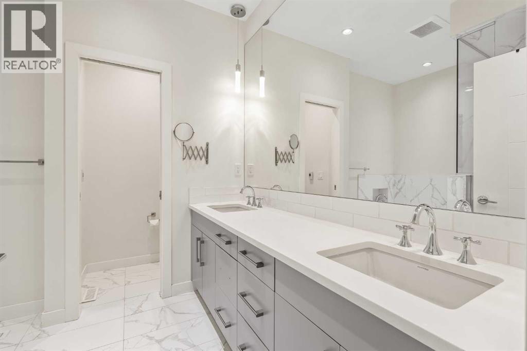 Single Family House for Sale in    Avenue NE Tuxedo Park Calgary 