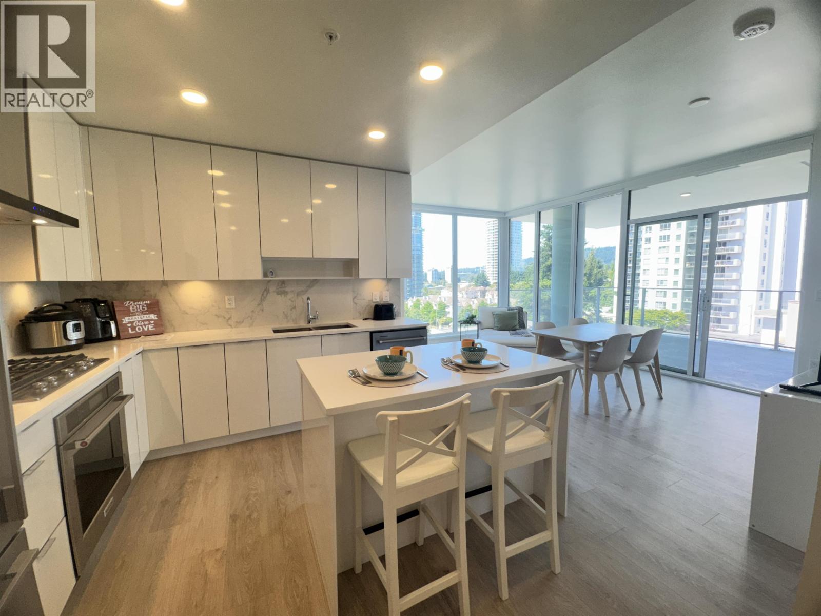 608 555 SYDNEY AVENUE, Coquitlam