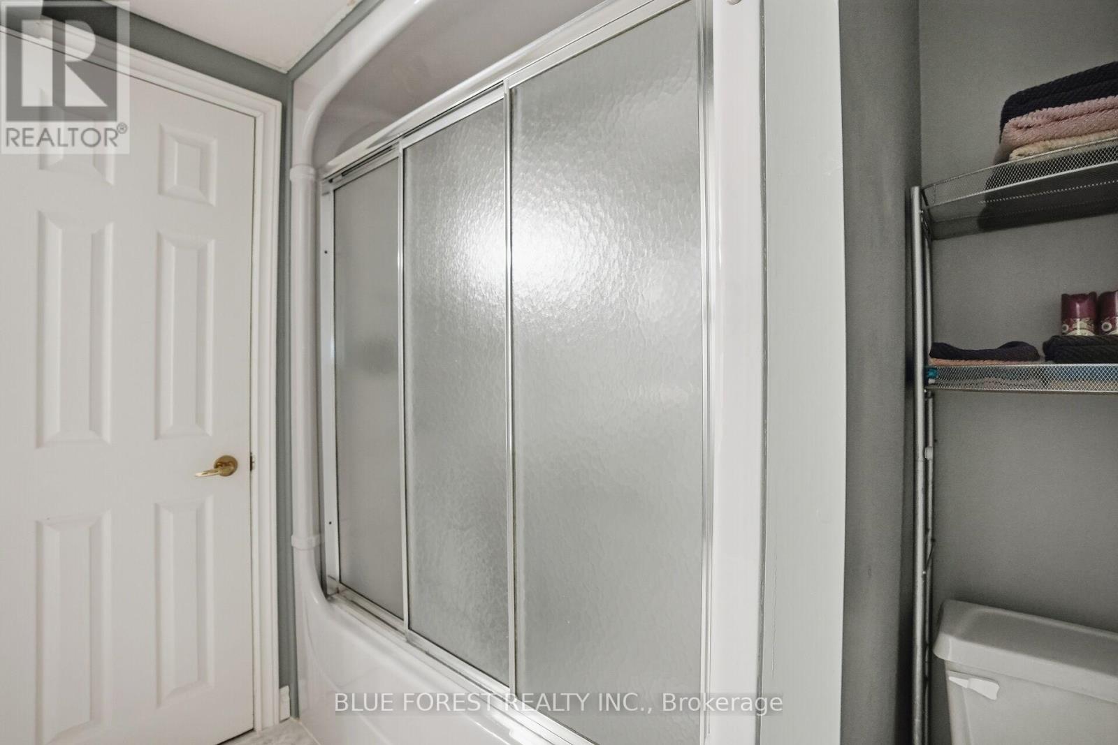 18 SHADY LANE, London North (North G), Ontario
