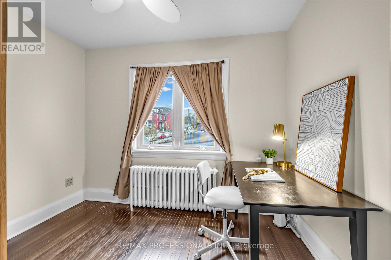 358 ROXTON ROAD - 10