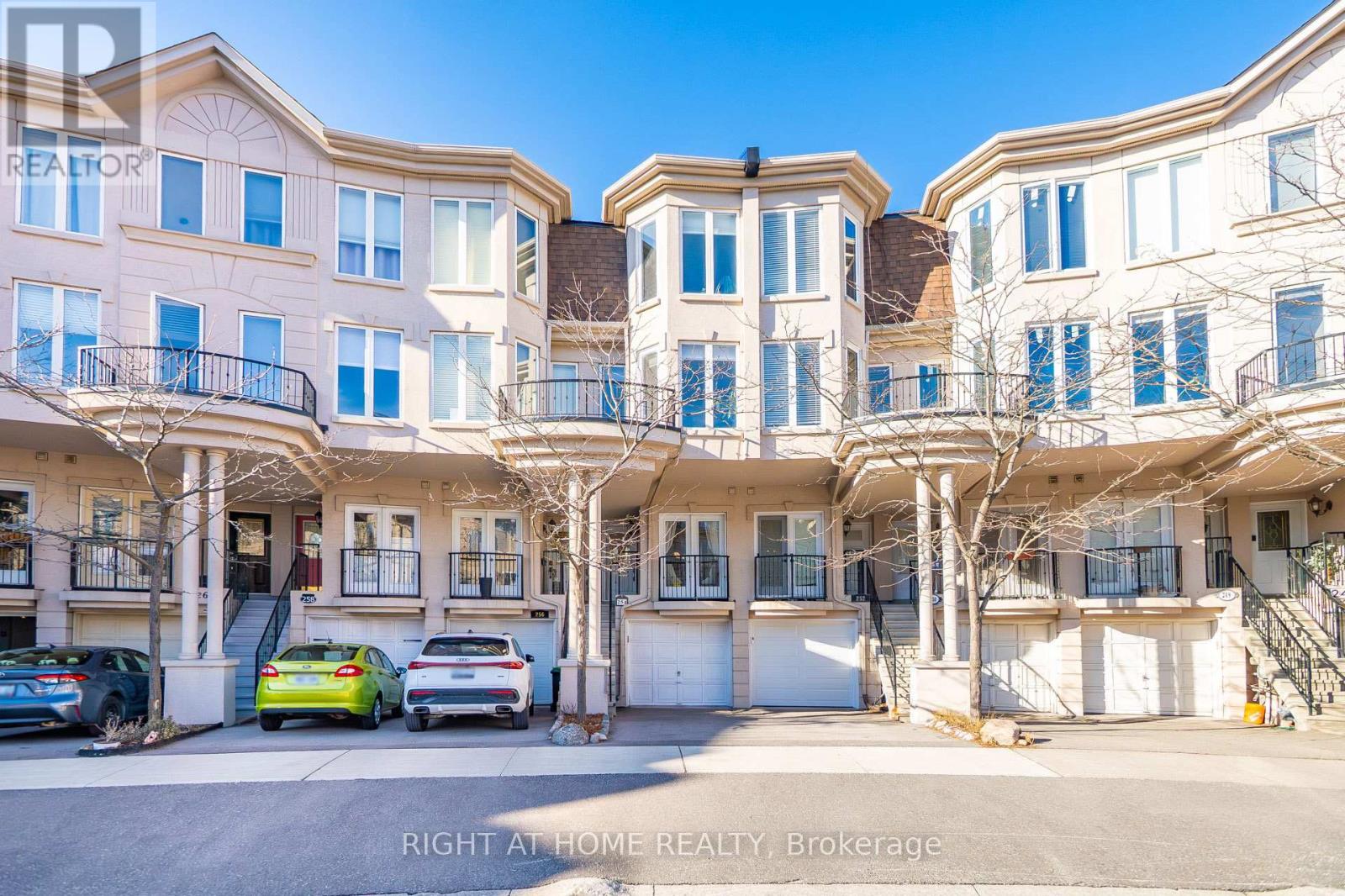 254 DAVID DUNLAP CIRCLE