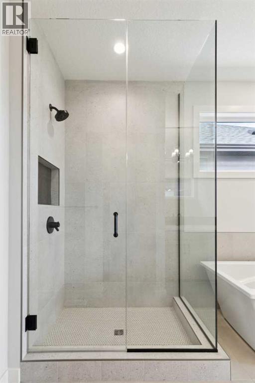 
          640 Shawnee Terrace Southwest
            <br/>
            <span>Calgary</span>
            , 
            <span>AB</span>
             <span>T2Y0X5</span>
         - Photo 41