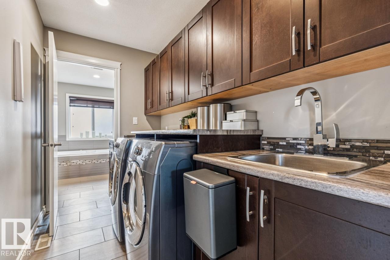 12513 120 AV NW, Edmonton