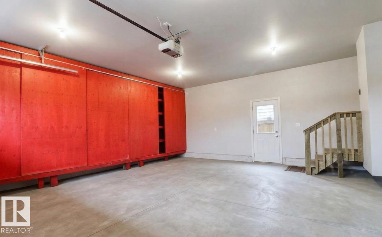 12513 120 AV NW, Edmonton