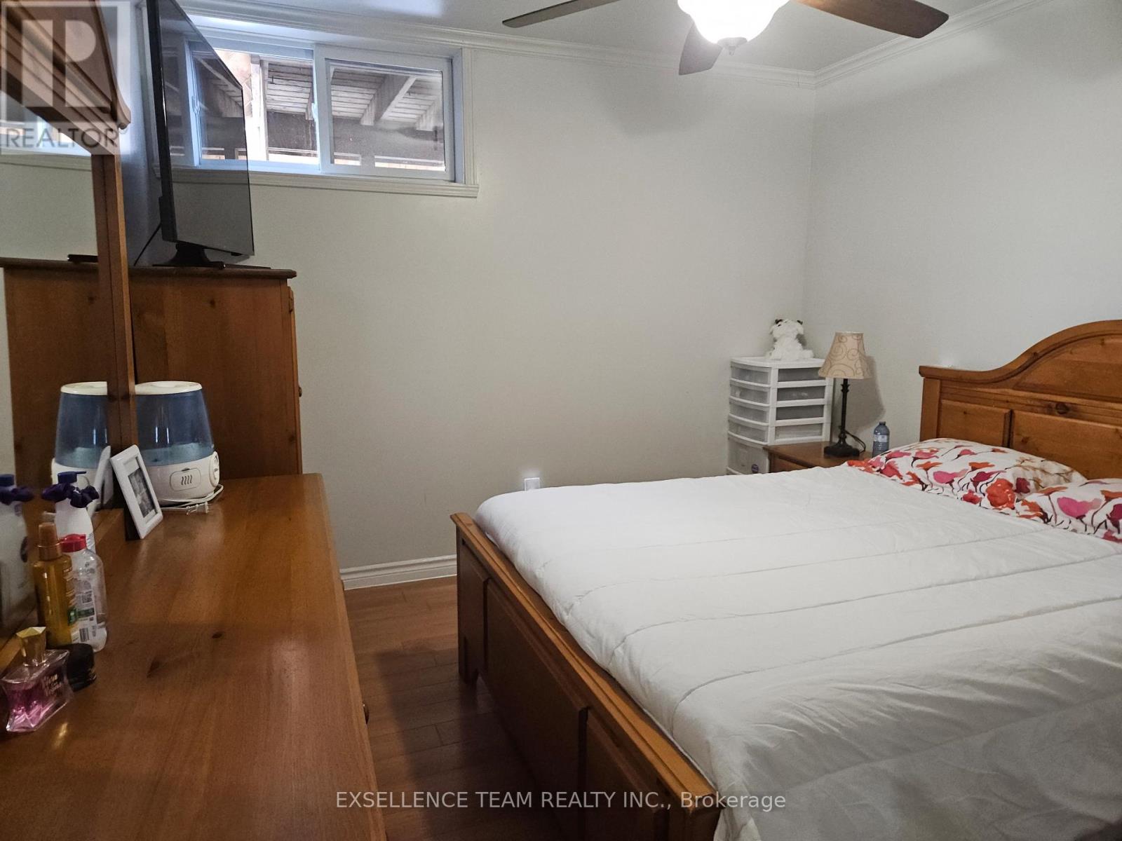 2 BELLAMY STREET - 24