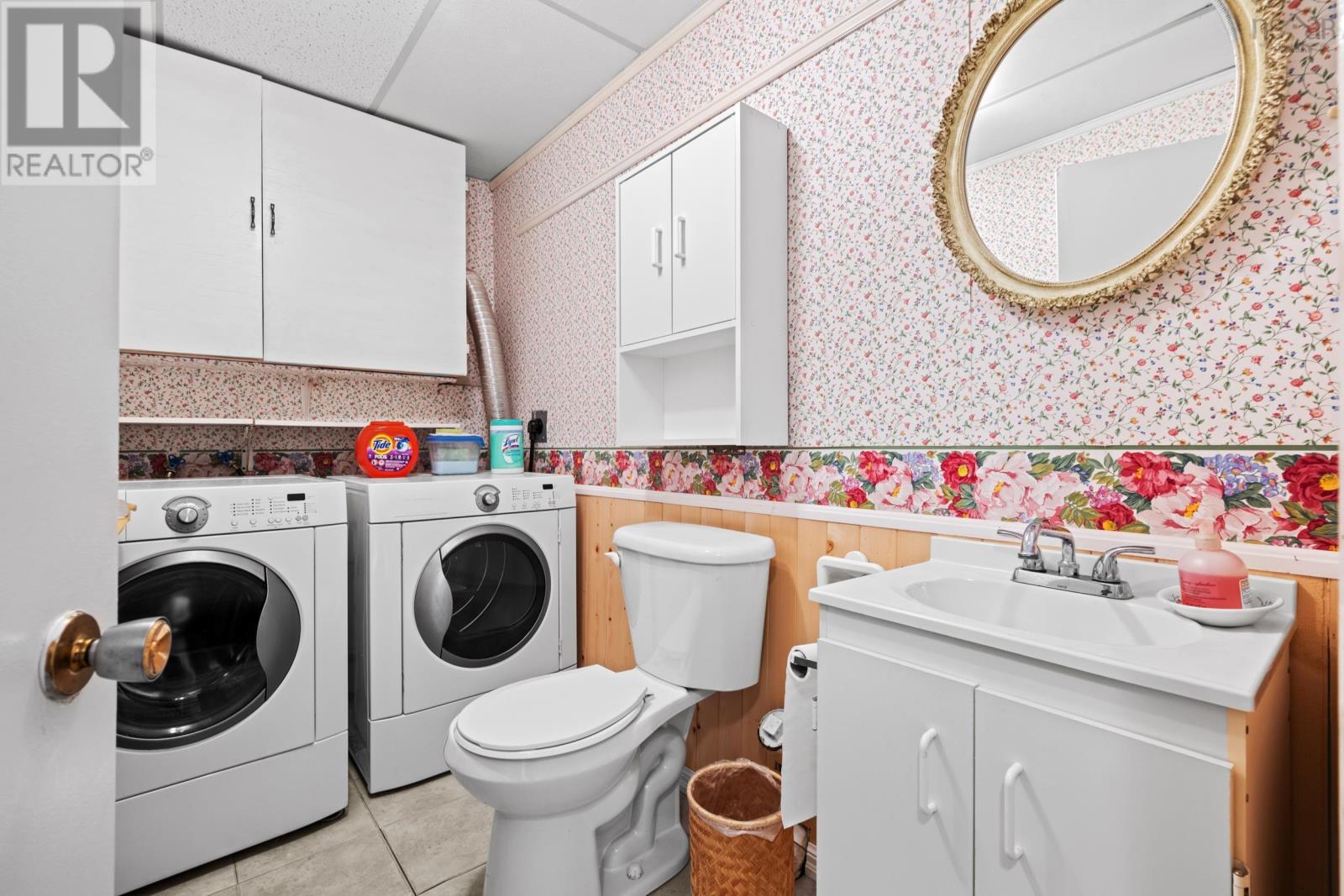 Property 26 of 34 of 29 Delwood Place