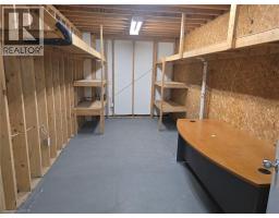 145 Lancing Drive, Hamilton, ON L8W2Z9 Photo 10
