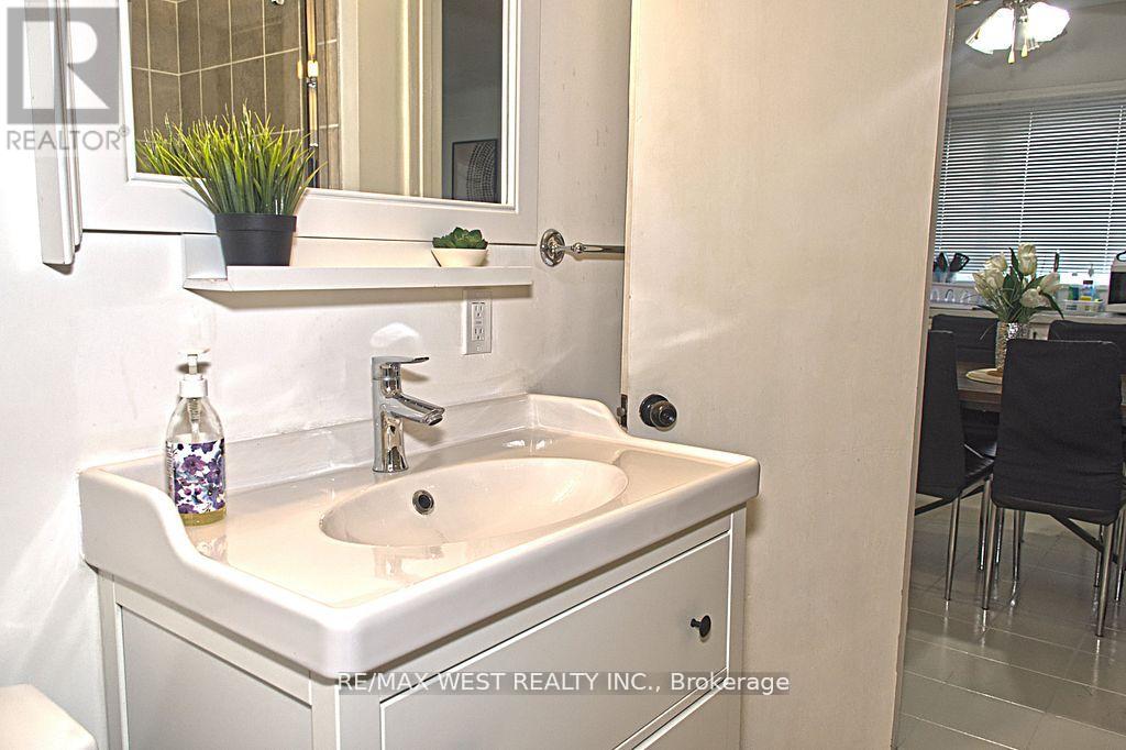 5177 KITCHENER STREET - 14