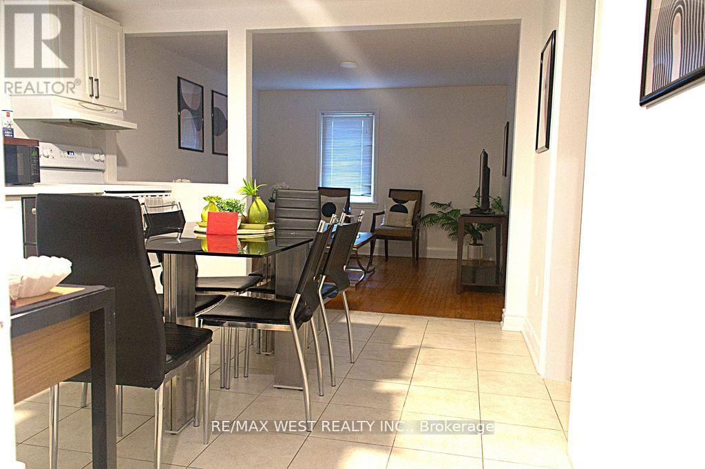 5177 KITCHENER STREET - 17