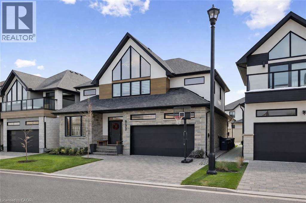 #18 972 STONECLIFFE Walk - 3