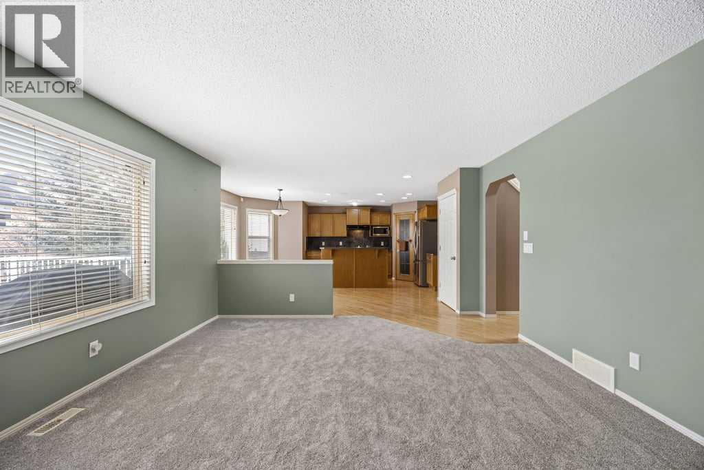 Single Family House for Sale in  Sienna Park Crescent SW Signal Hill Calgary 