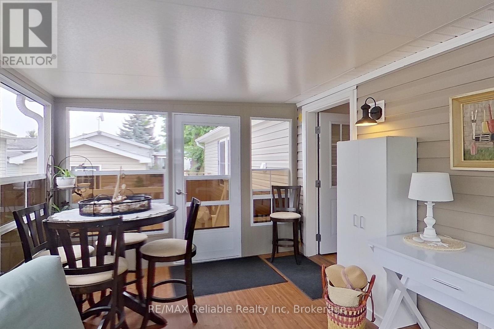 52 CHEROKEE LANE — photo 32