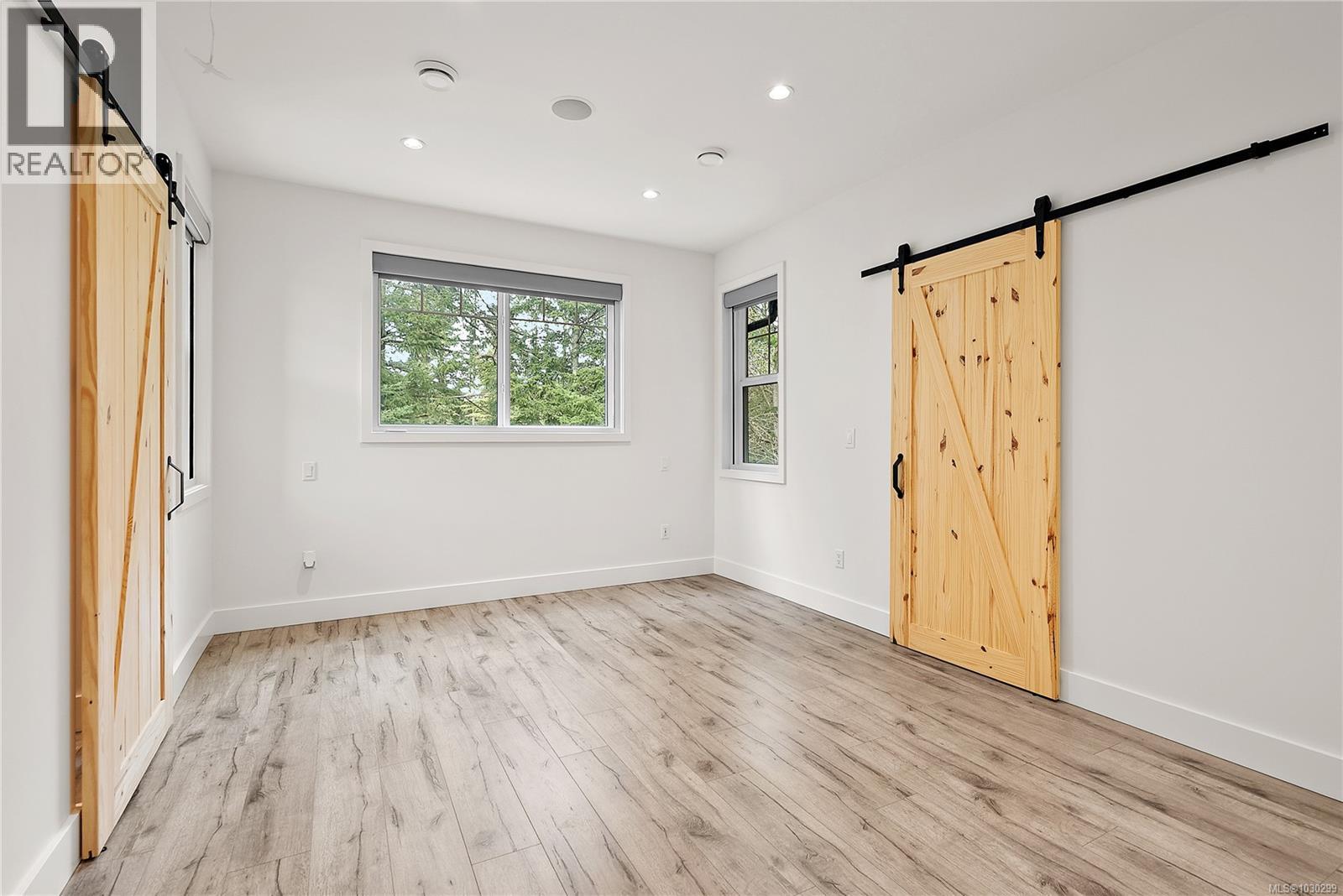 3590 SHODA CLOSE - 18