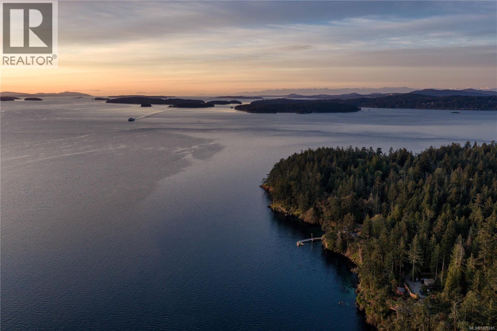  250 Holmes Road, Salt Spring