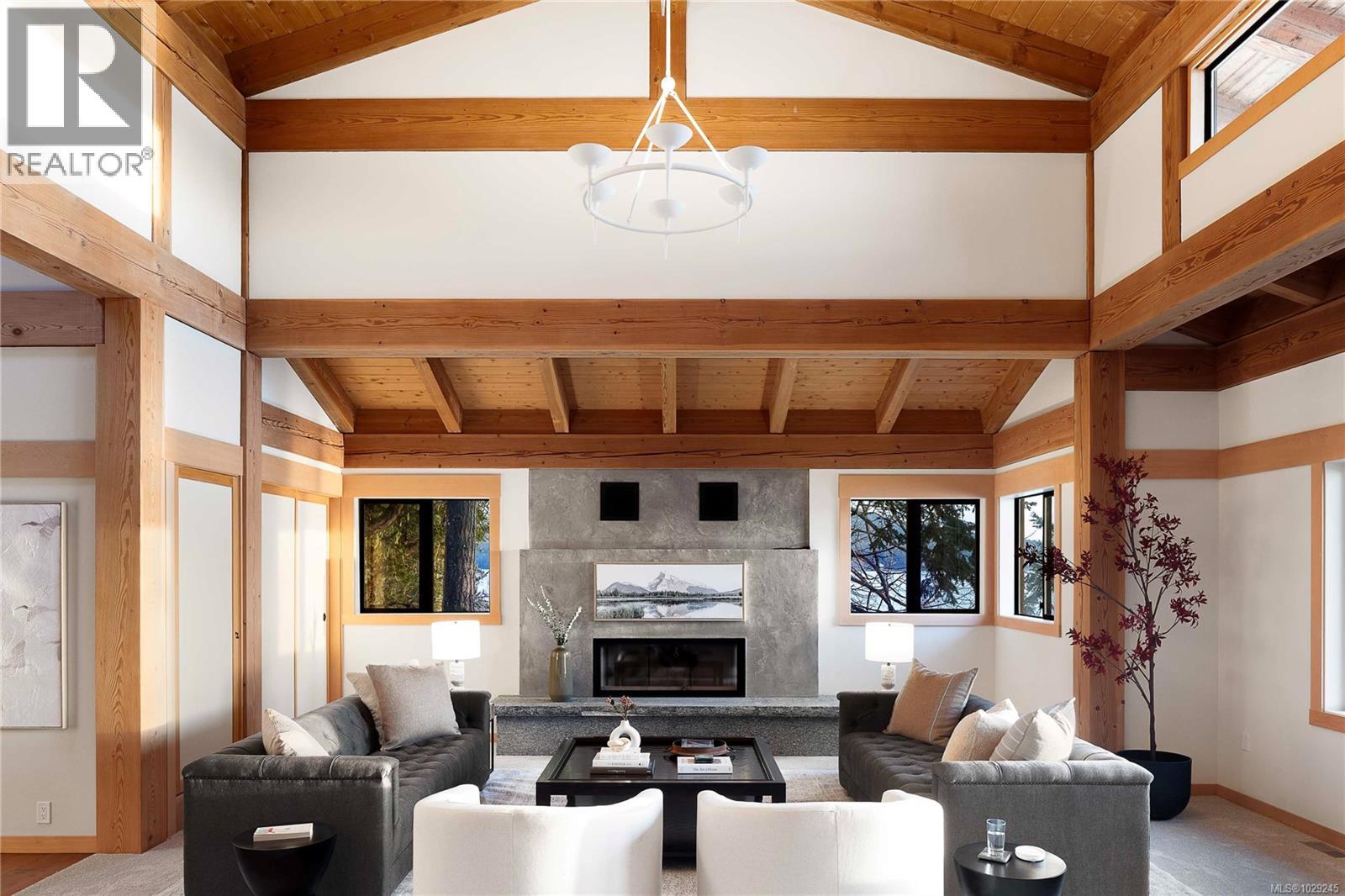  250 Holmes Road, Salt Spring