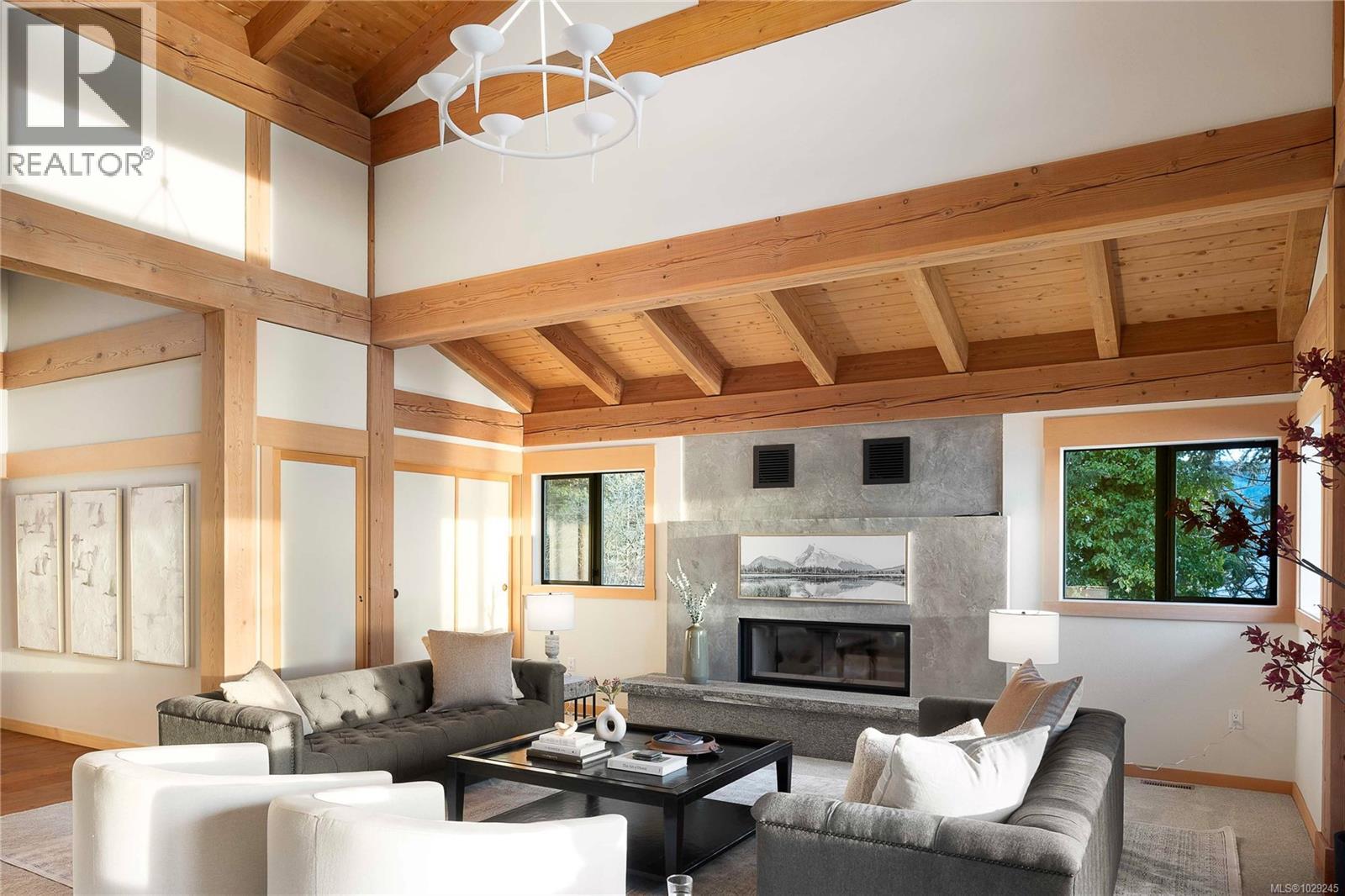  250 Holmes Road, Salt Spring