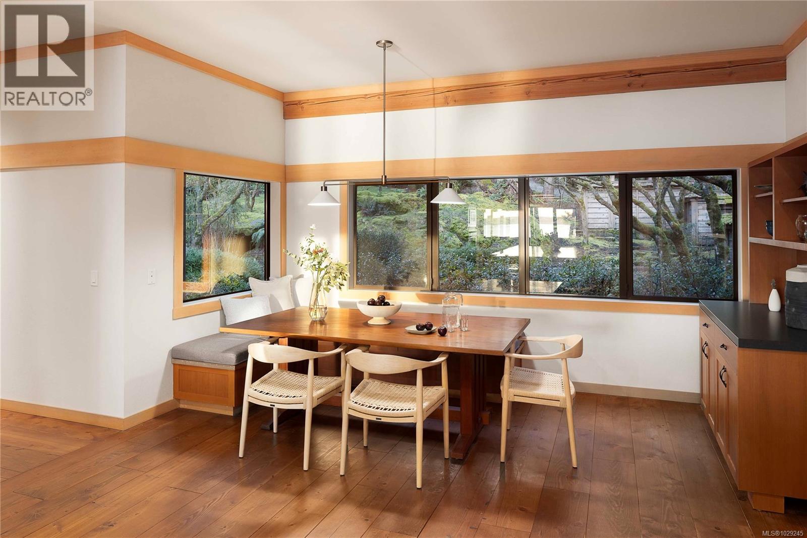  250 Holmes Road, Salt Spring