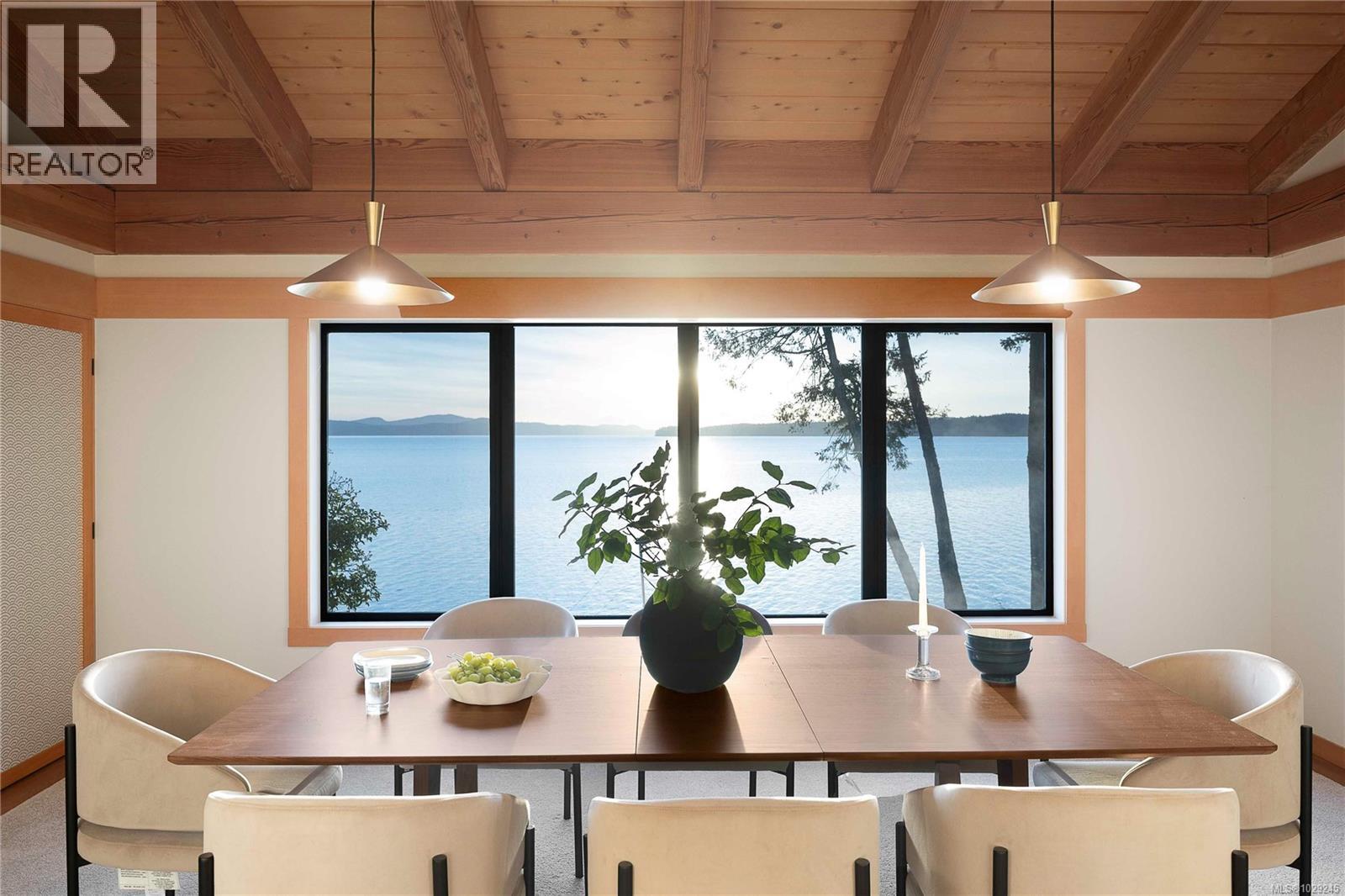  250 Holmes Road, Salt Spring