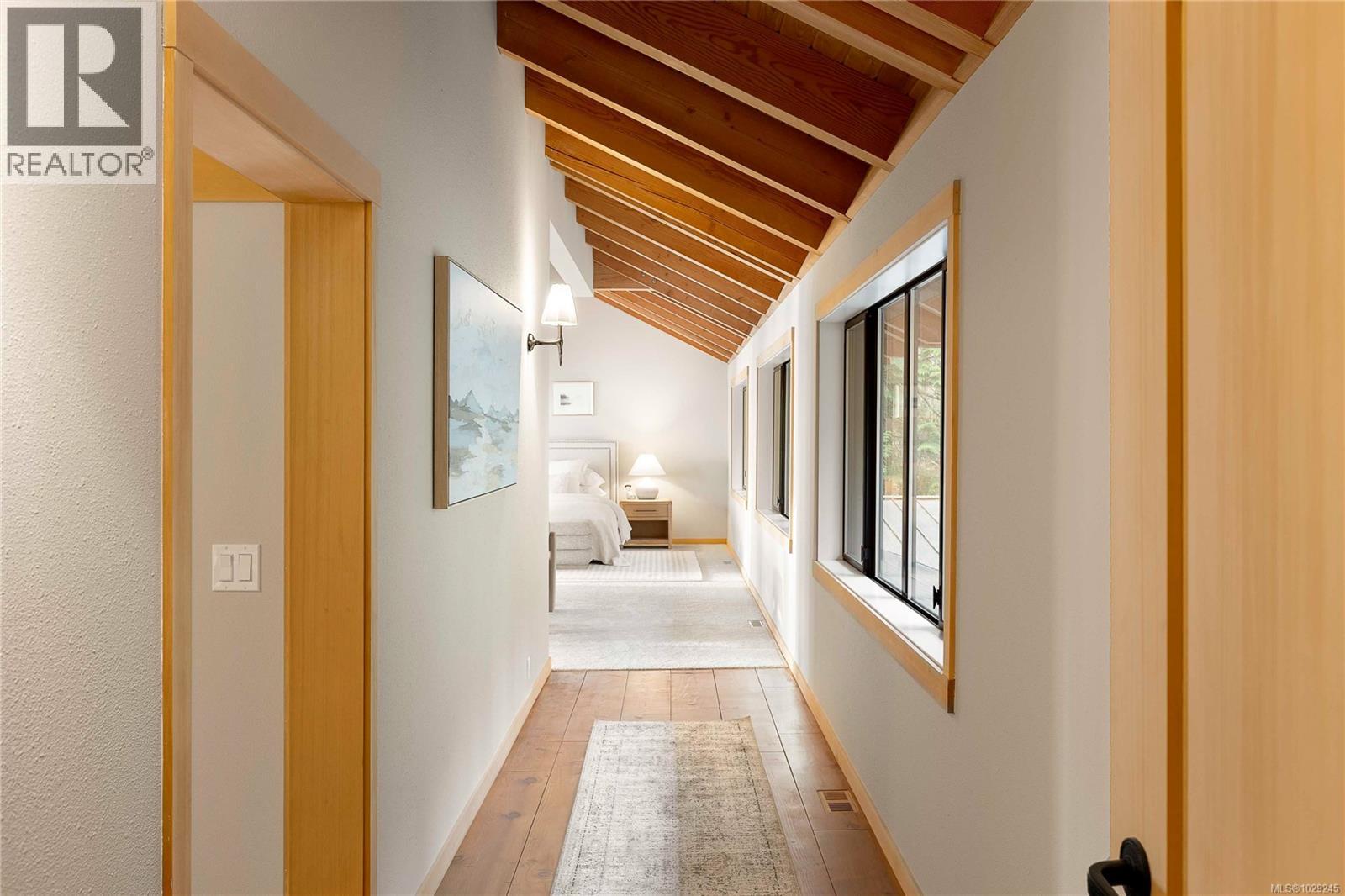  250 Holmes Road, Salt Spring