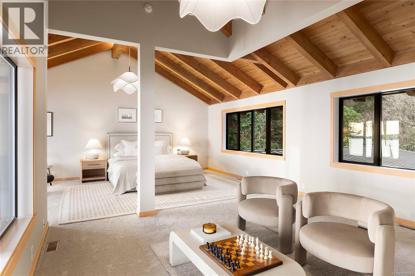  250 Holmes Road, Salt Spring