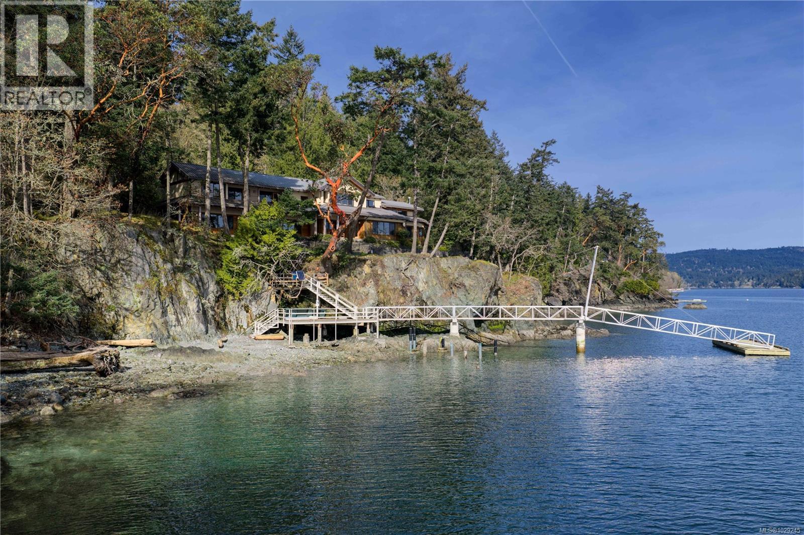  250 Holmes Road, Salt Spring