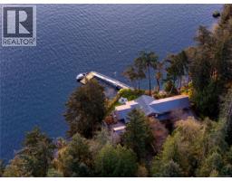 Ensuite - 250 Holmes Rd, Salt Spring, BC V8K1T6 Photo 8
