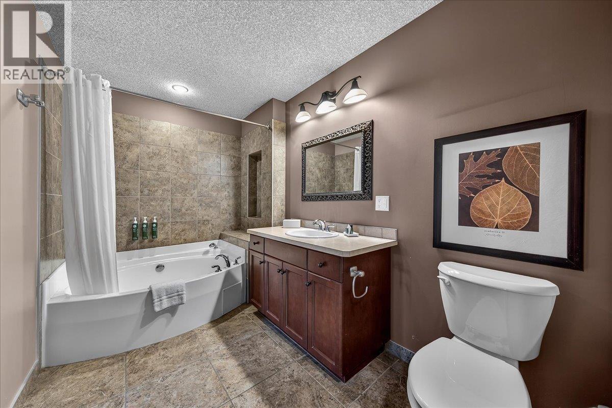 522A 500 Bighorn Boulevard, Radium Hot Springs