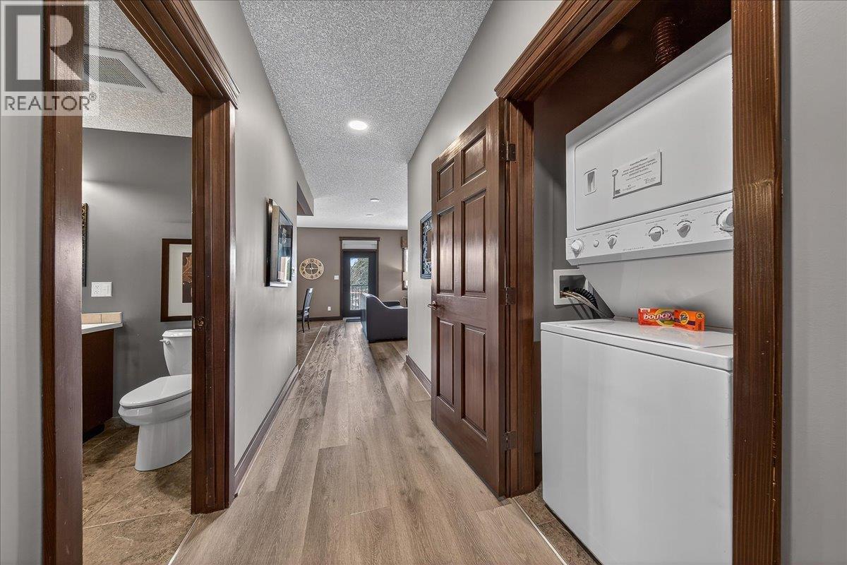 522A 500 Bighorn Boulevard, Radium Hot Springs