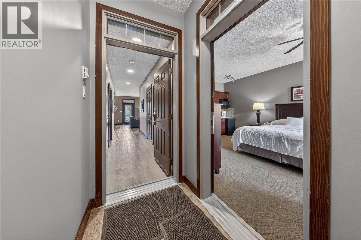 522A 500 Bighorn Boulevard, Radium Hot Springs