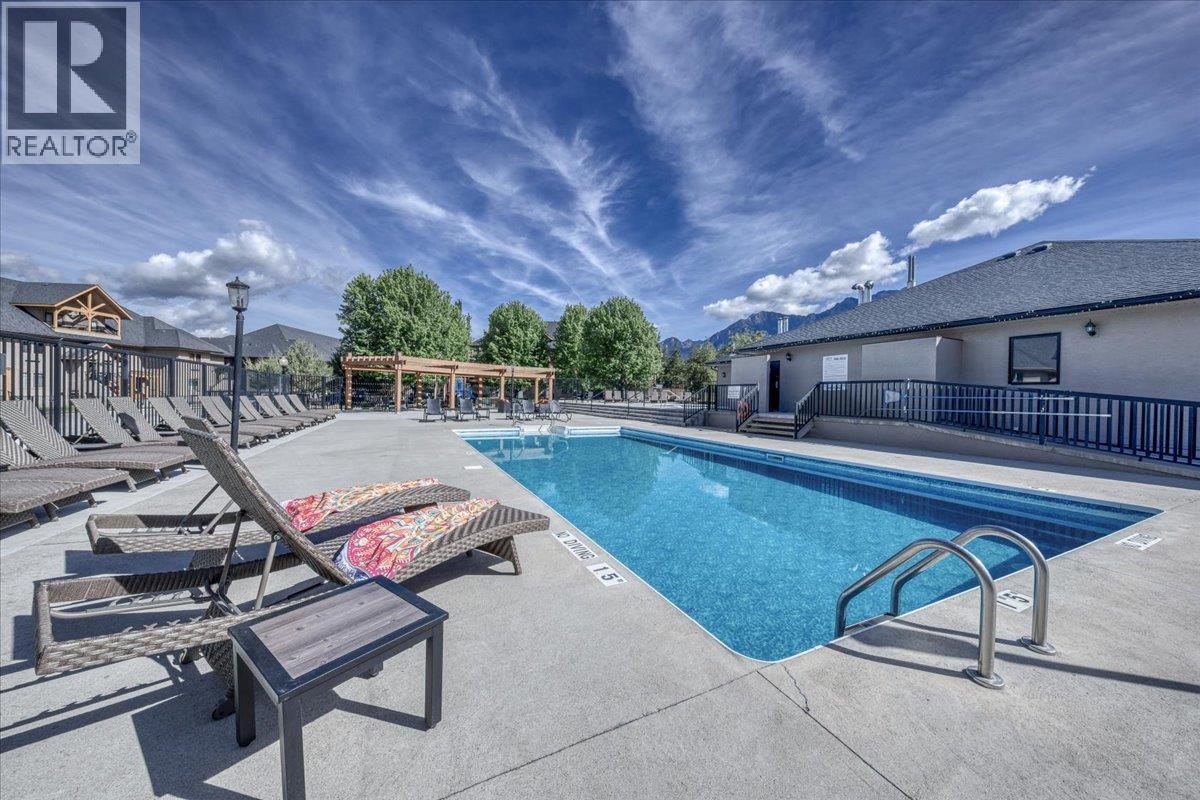 522A 500 Bighorn Boulevard, Radium Hot Springs