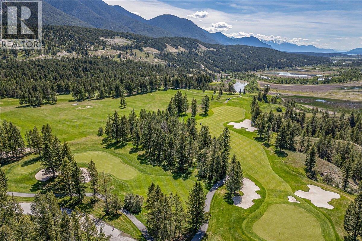 522A 500 Bighorn Boulevard, Radium Hot Springs