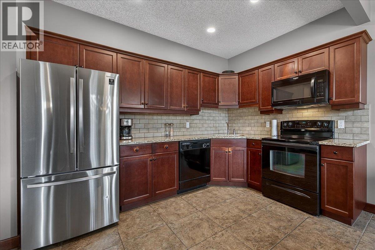 522A 500 Bighorn Boulevard, Radium Hot Springs