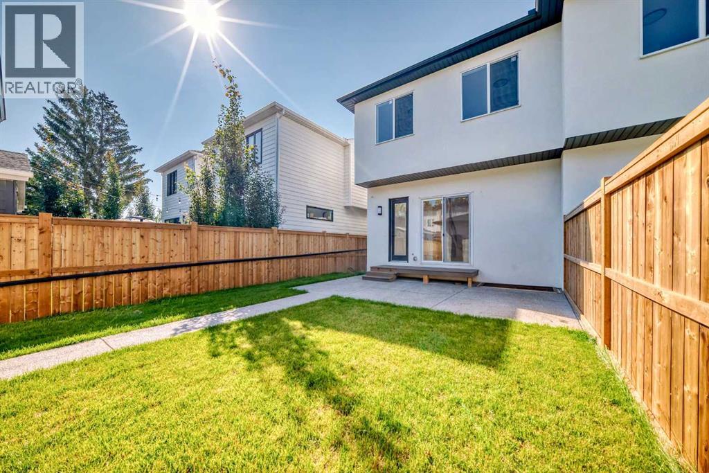 Single Family House for Sale in   Avenue SW North Glenmore Park Calgary 
