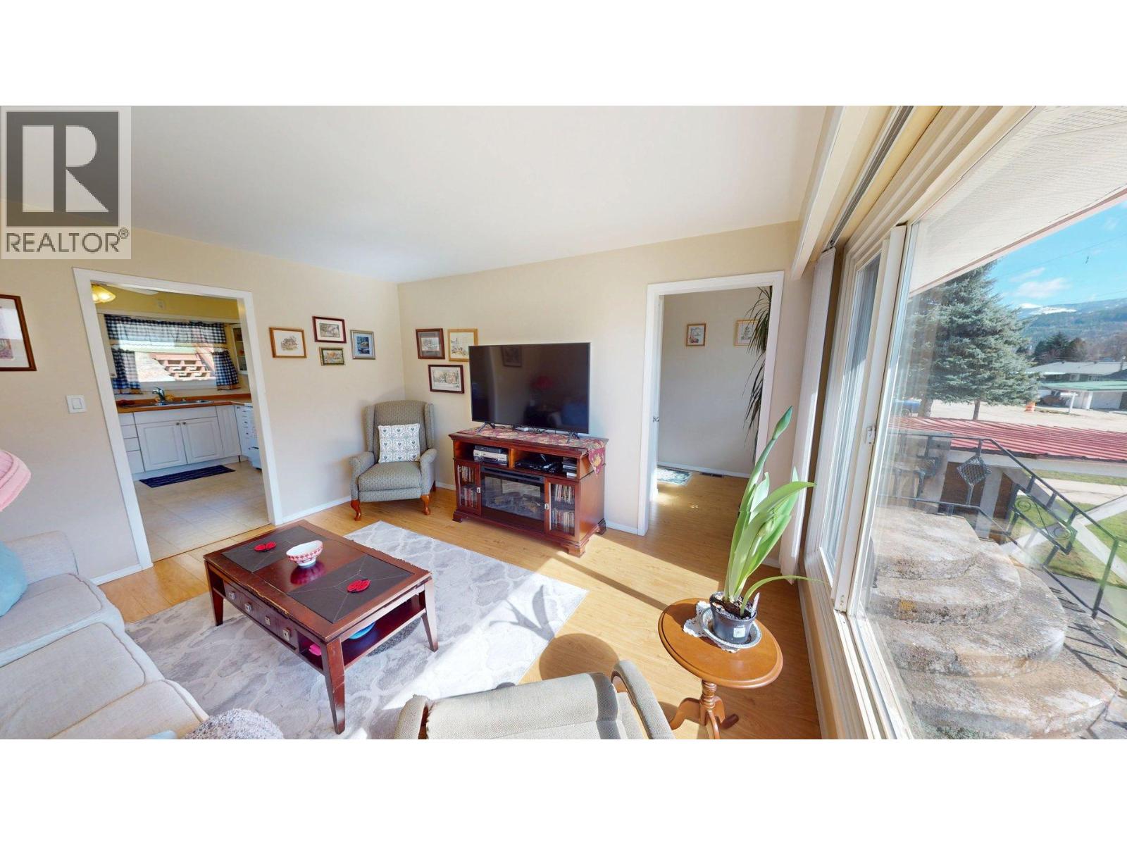 465 11th Avenue, Montrose