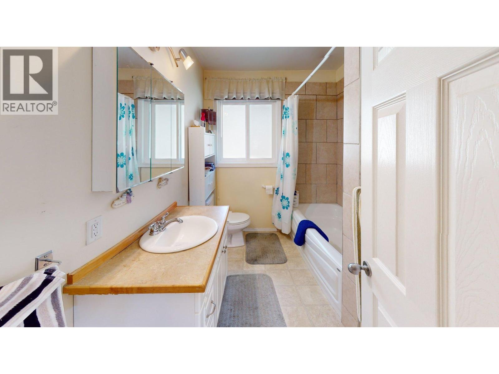 465 11th Avenue, Montrose