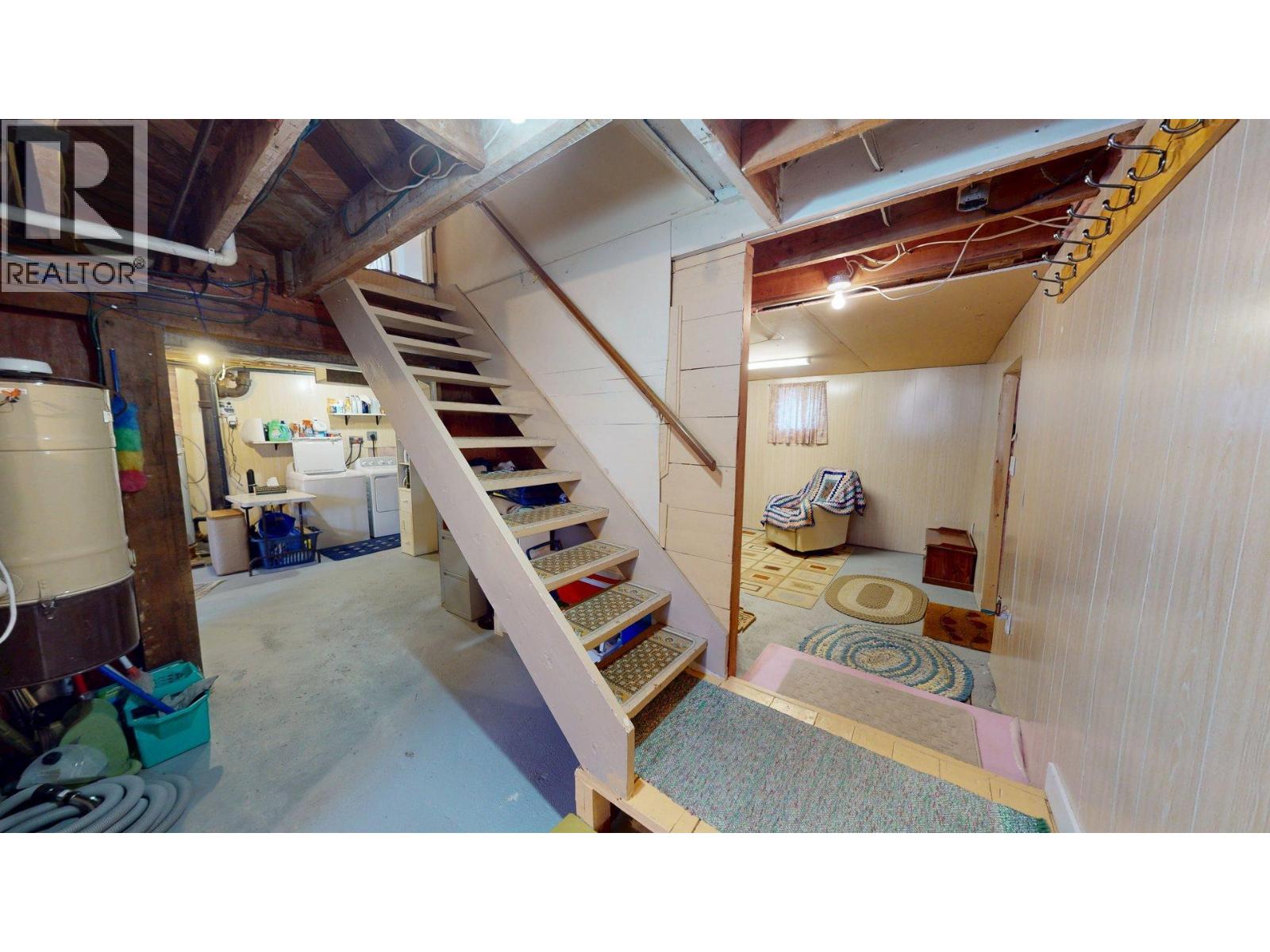 465 11th Avenue, Montrose