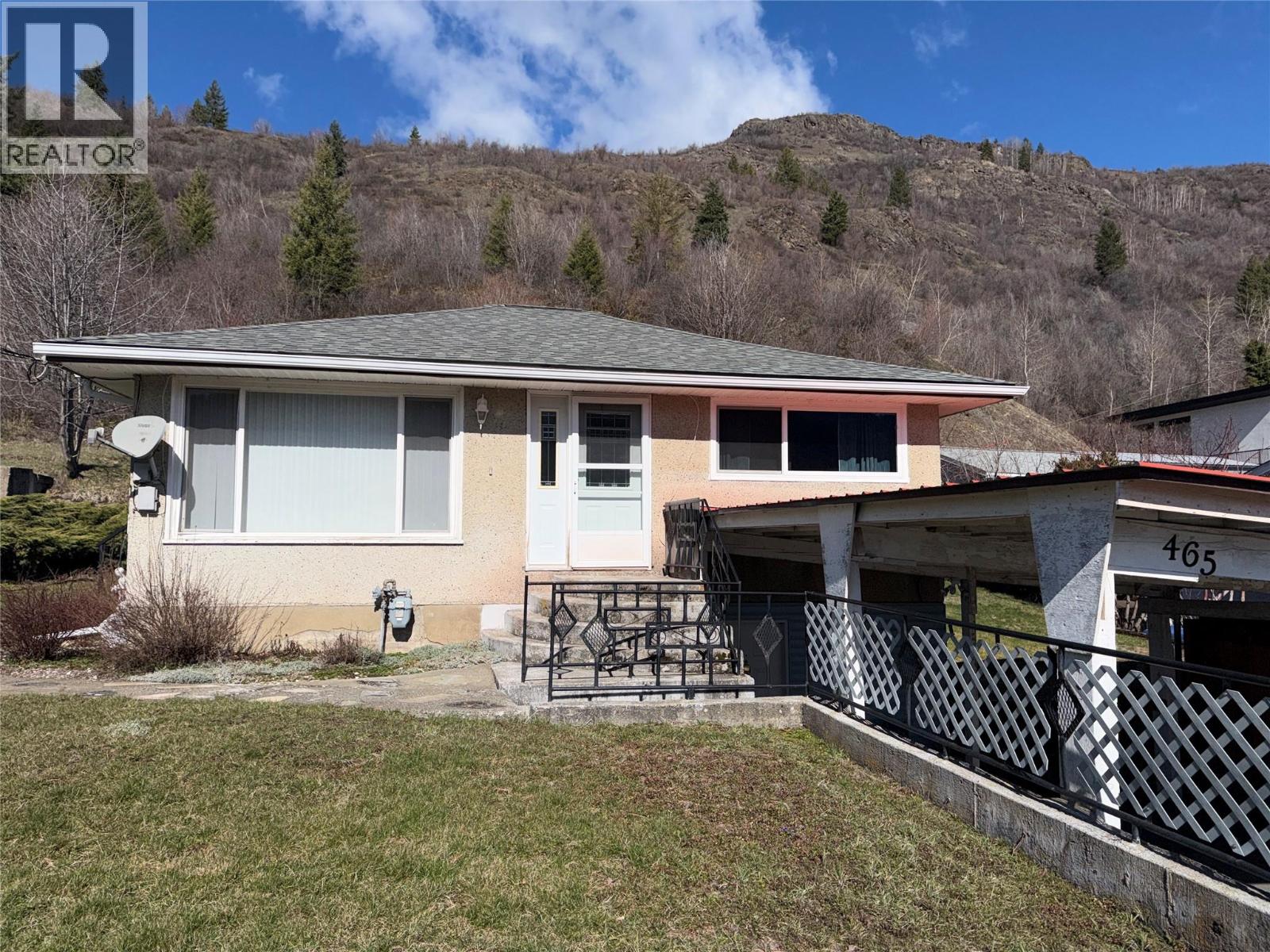 465 11th Avenue, Montrose