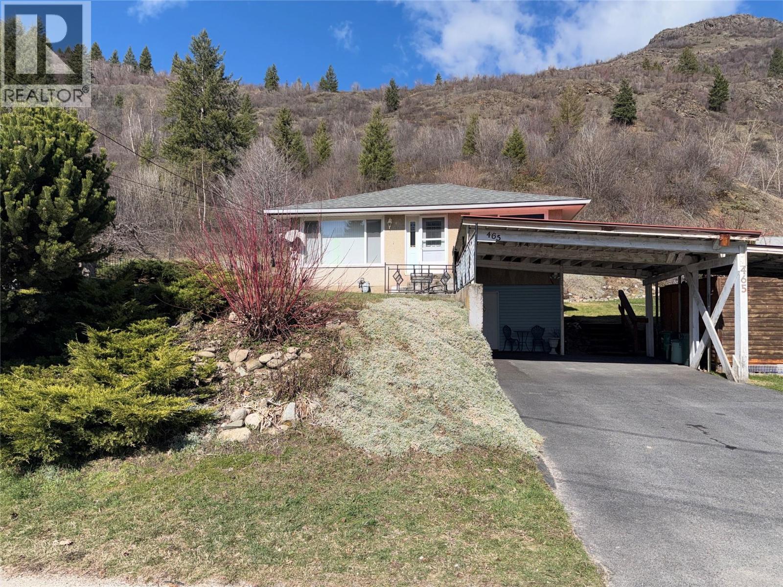 465 11th Avenue, Montrose