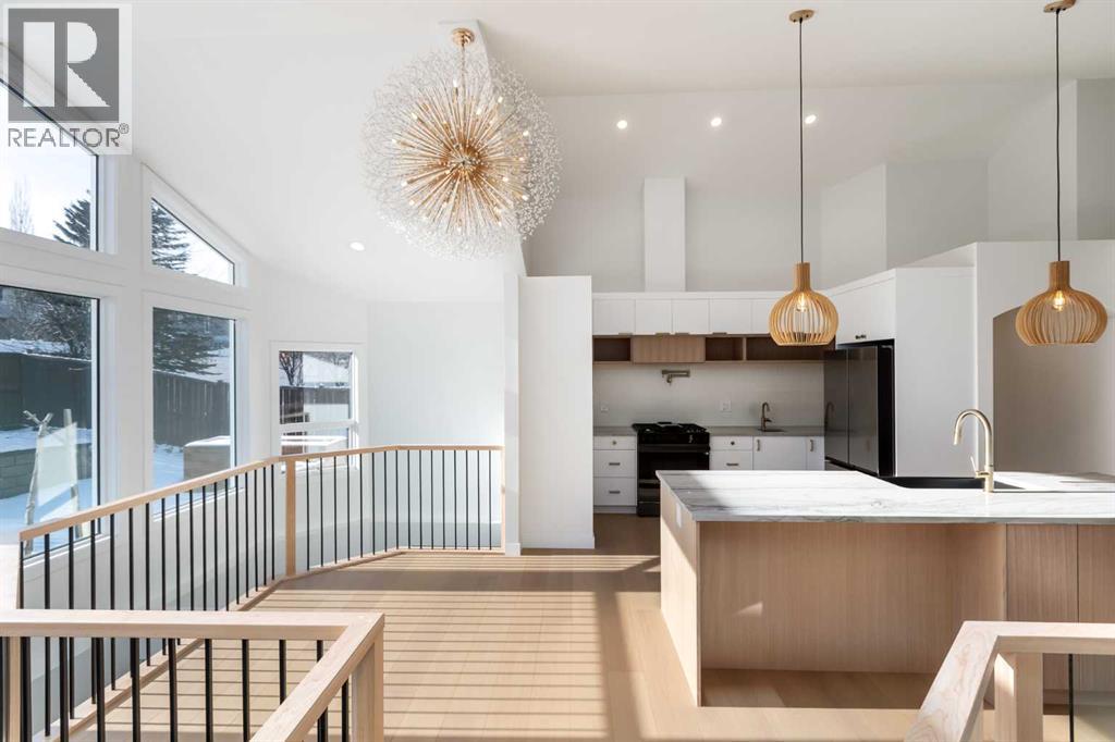 Single Family House Bungalow for Sale in  Edgevalley Close NW Edgemont Calgary 