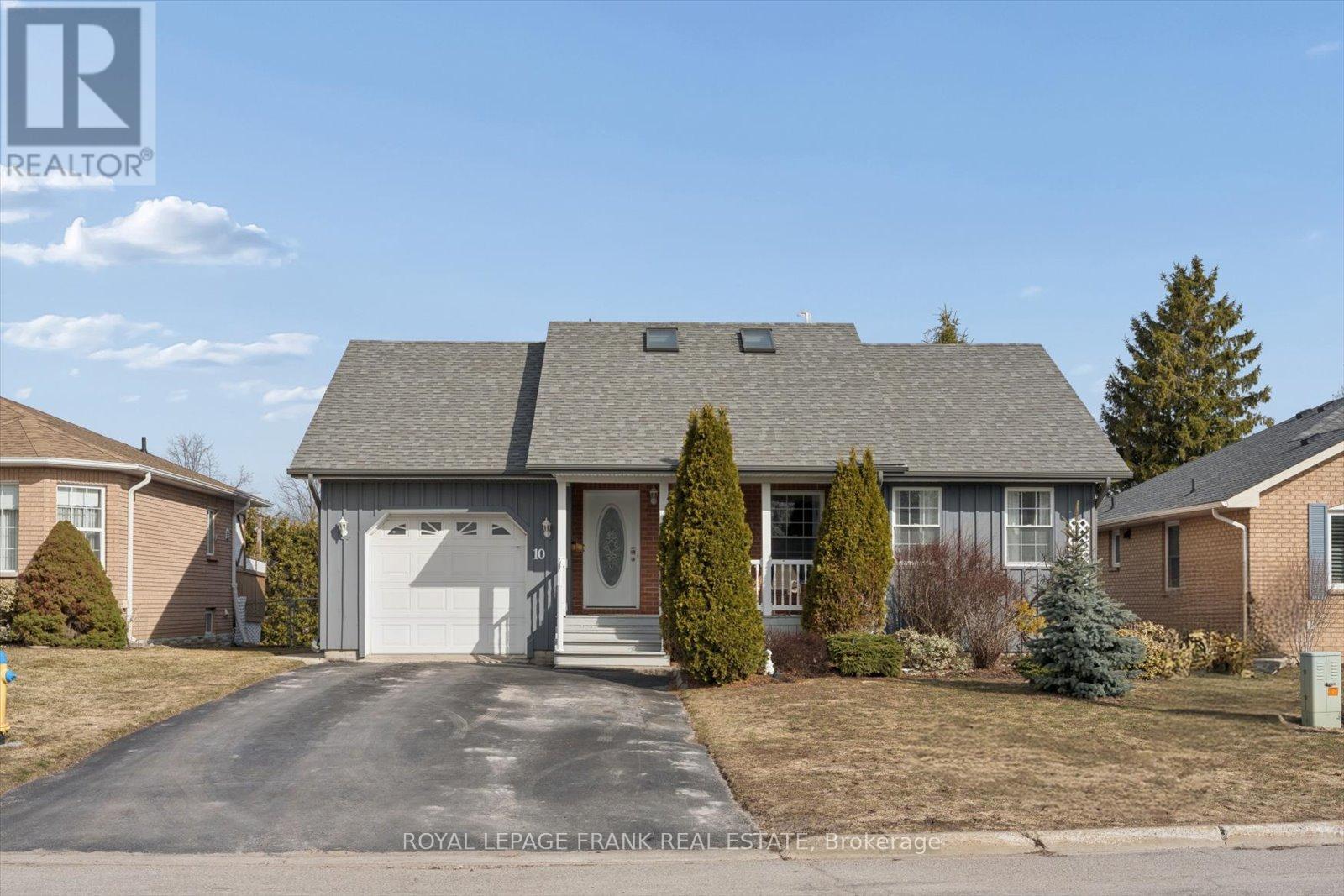 10 OLYMPIA COURT, Kawartha Lakes (Lindsay), Ontario