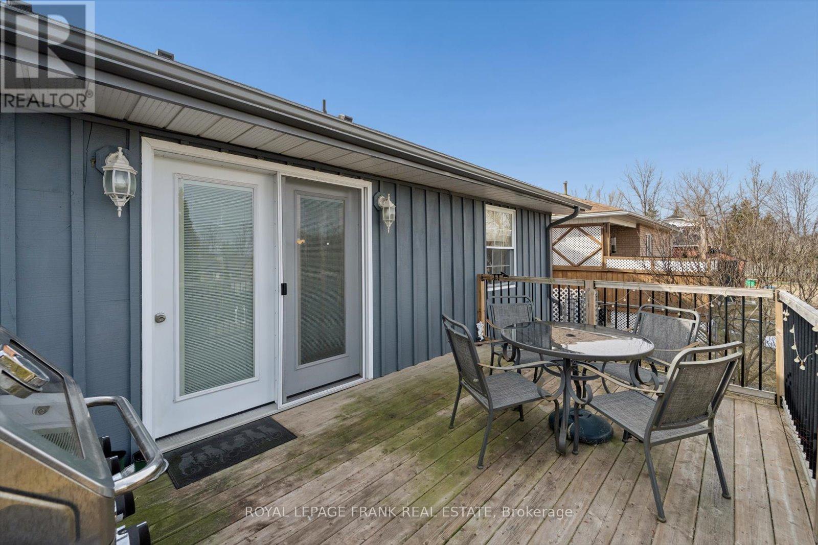 10 OLYMPIA COURT, Kawartha Lakes (Lindsay), Ontario