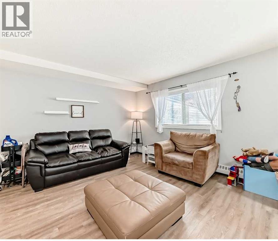 #100 2508 17 STREET SW - 3