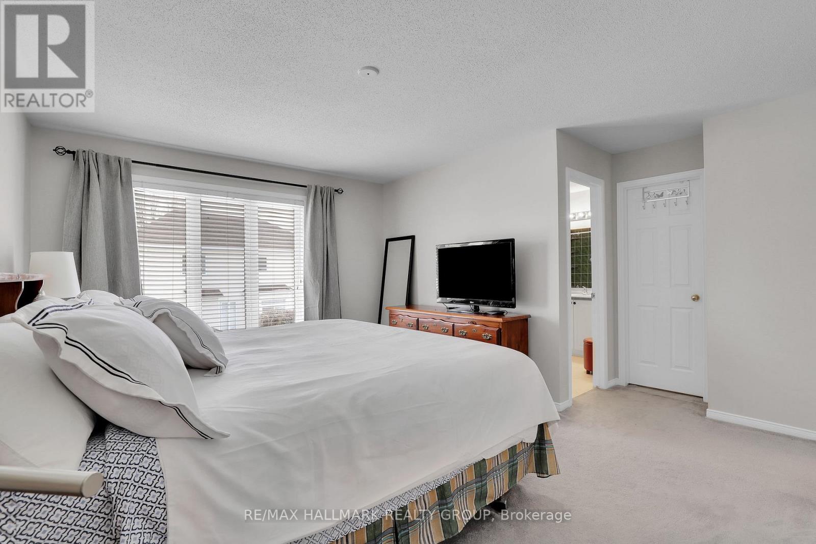 634 AQUAVIEW DRIVE - 25