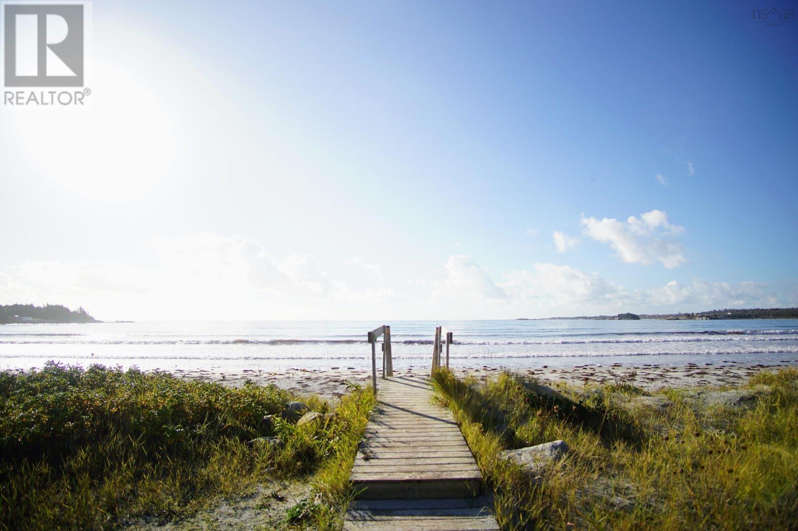 Property 27 of 49 of 41 HOWE Street